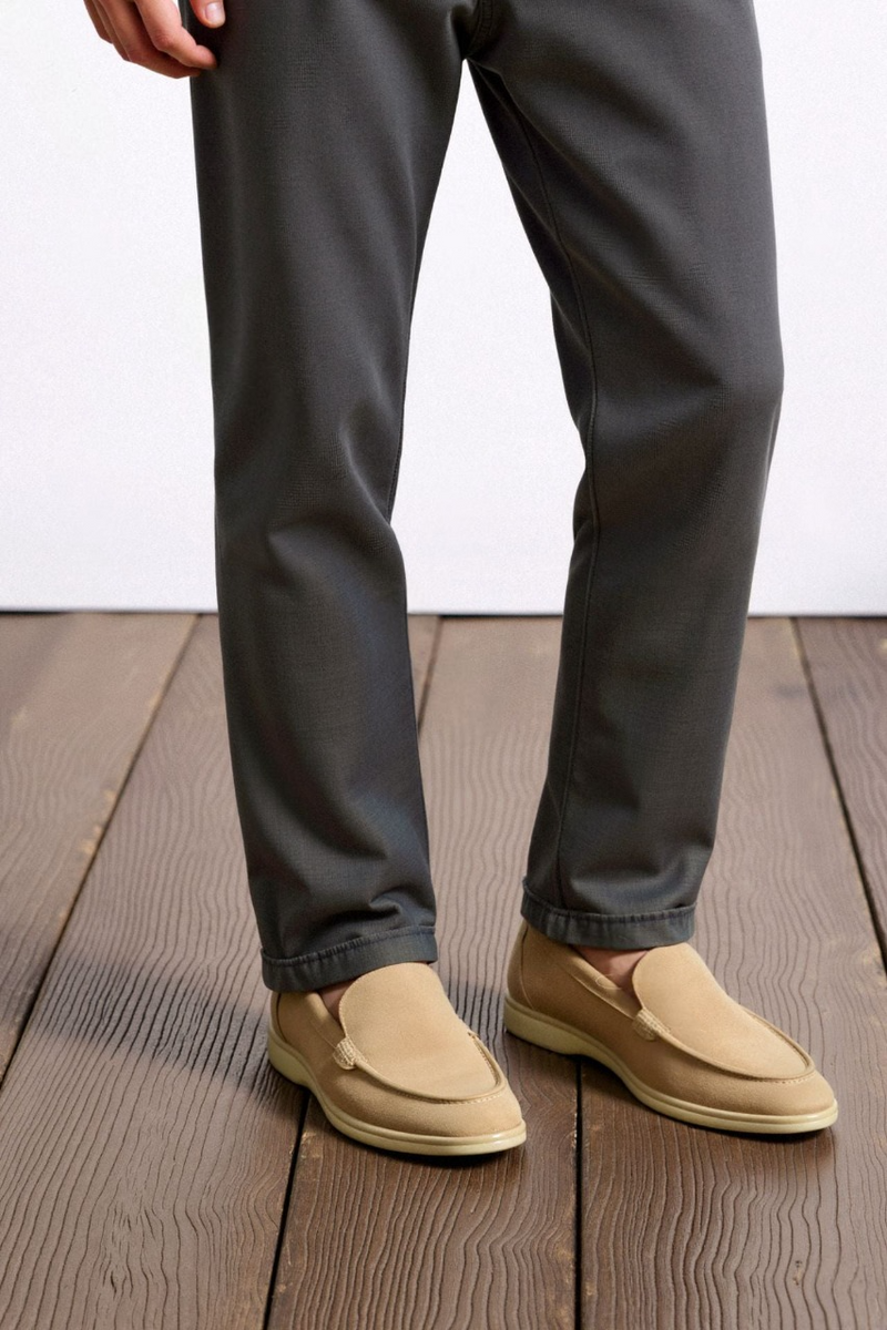 Mocassins de camurça limpos clássicos da Old Money para homens