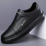 Sapatos de couro sem cadarço