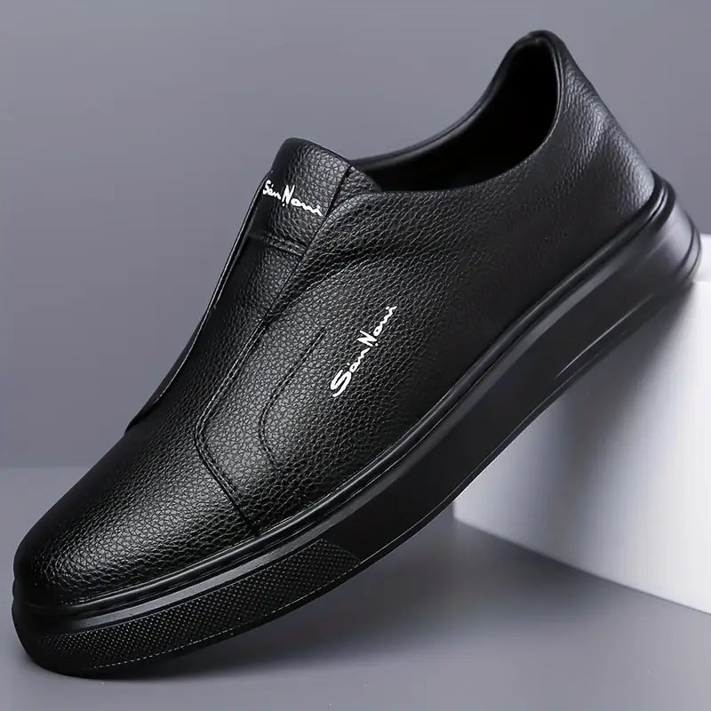 Sapatos de couro sem cadarço